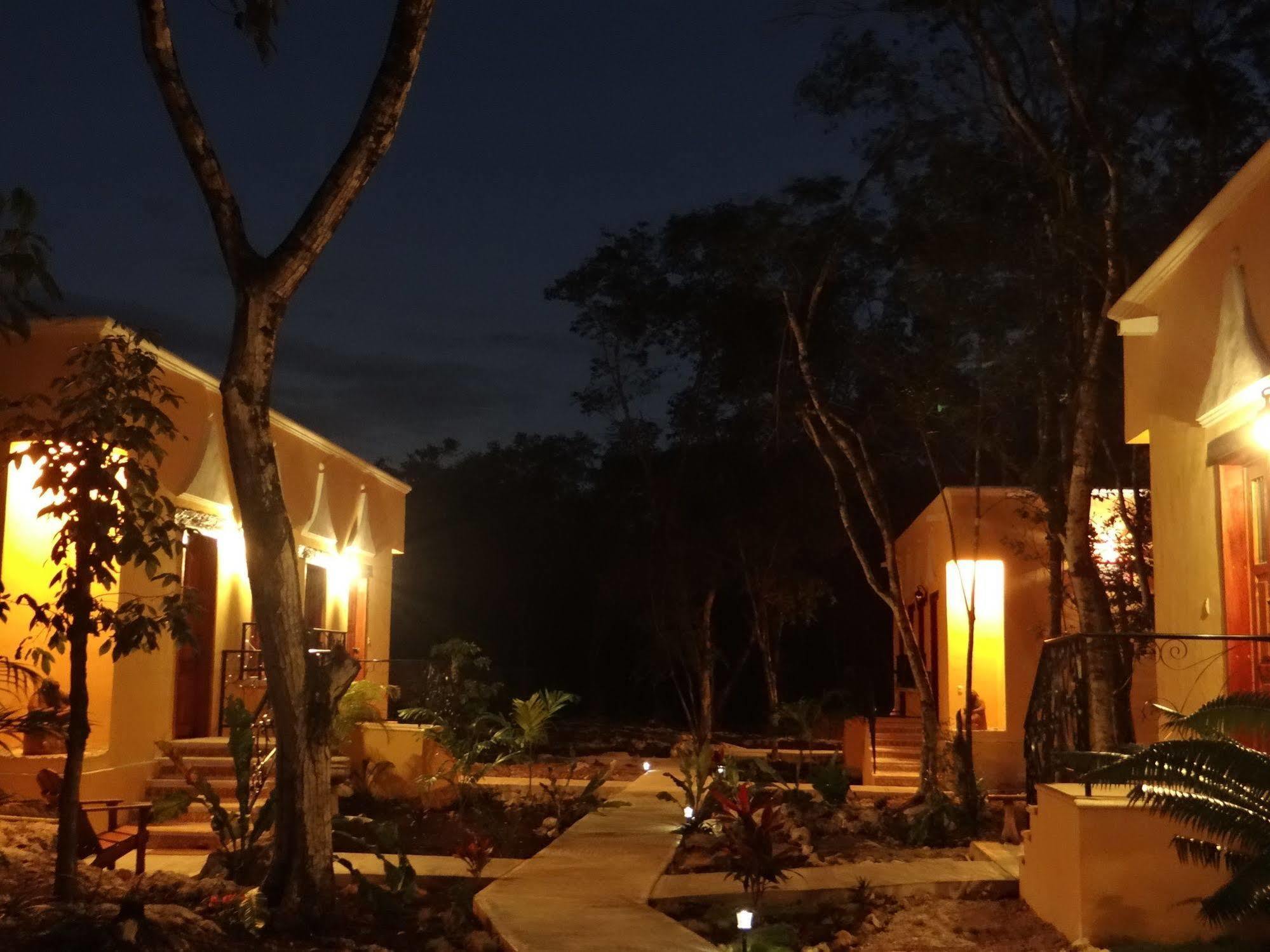 Hacienda Coba Bed & Breakfast Exterior photo